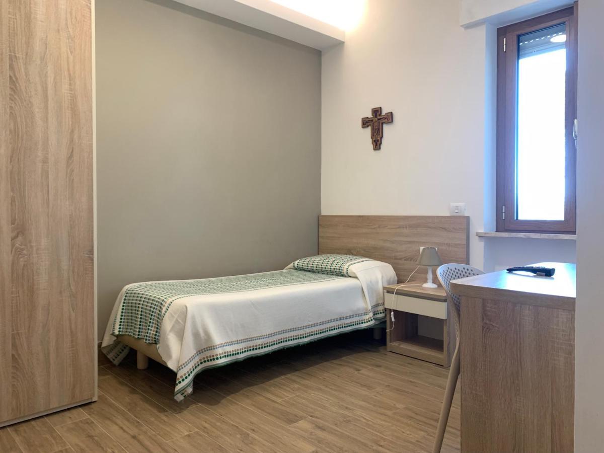 San Giuseppe Casa Per Ferie Hotel Quercianella Ngoại thất bức ảnh